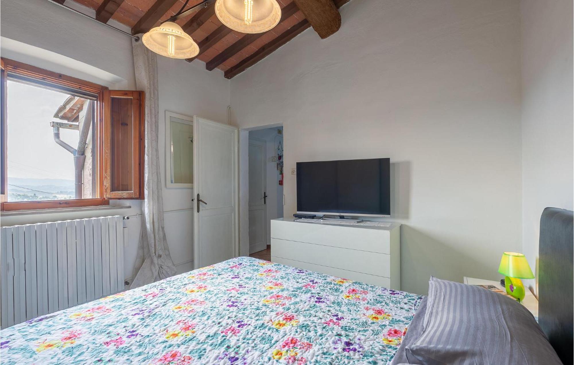 Awesome Home In Montefoscoli With Wifi ภายนอก รูปภาพ
